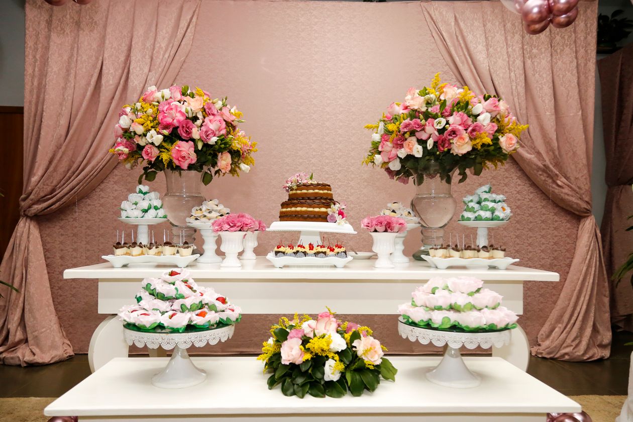 Dessert Decoration with Cakes
